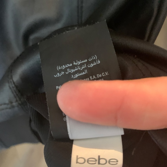 Bebe body hugging‎ top. Worn once - Picture 4 of 5